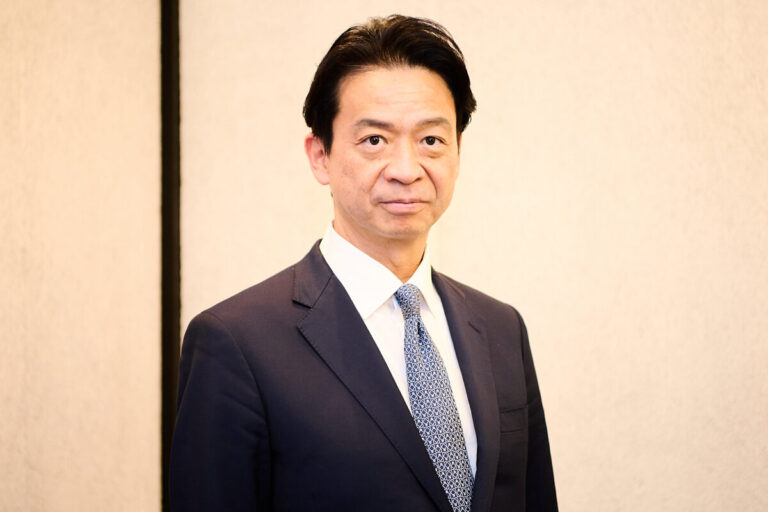 高橋恭介